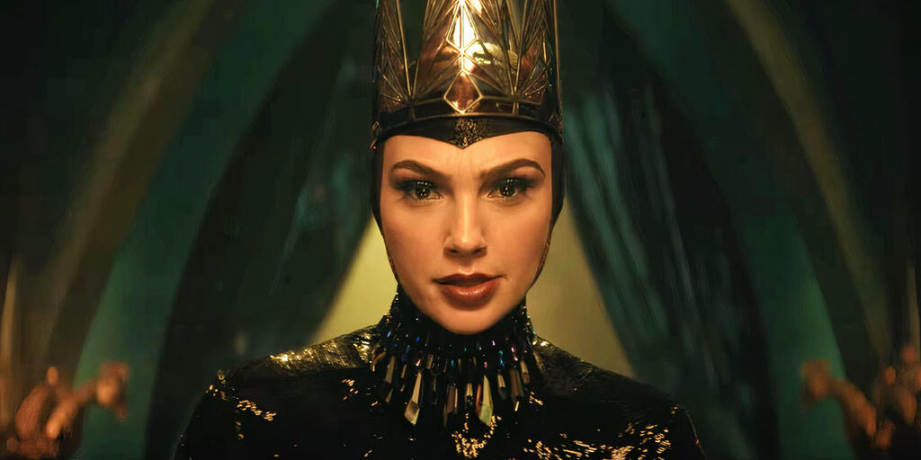 Gal Gadot receives poor reviews on Snow White performance